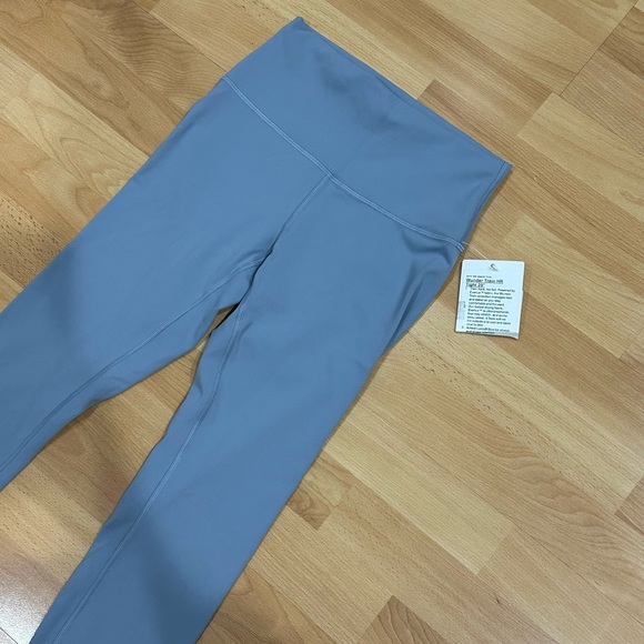 Brand New Lululemon Wunder Train HR Train HR Tight 25” - Picture 3 of 11
